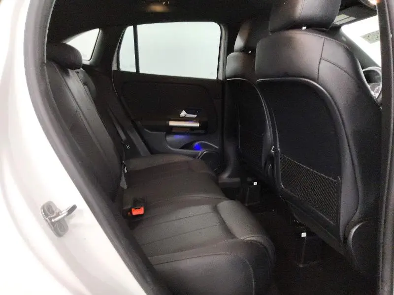 2025 MERCEDES-BENZ GLA 250  