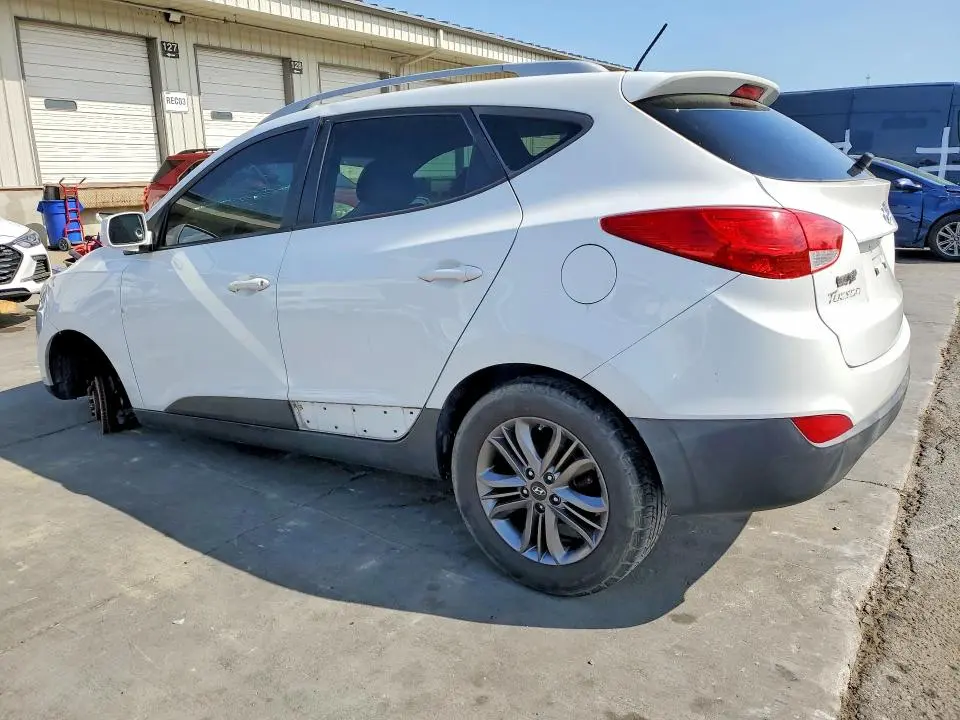 2015 HYUNDAI TUCSON SE  
