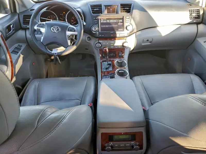 2012 TOYOTA HIGHLANDER LIMITED  