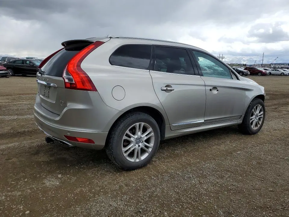 2015 VOLVO XC60 T5 PREMIER  