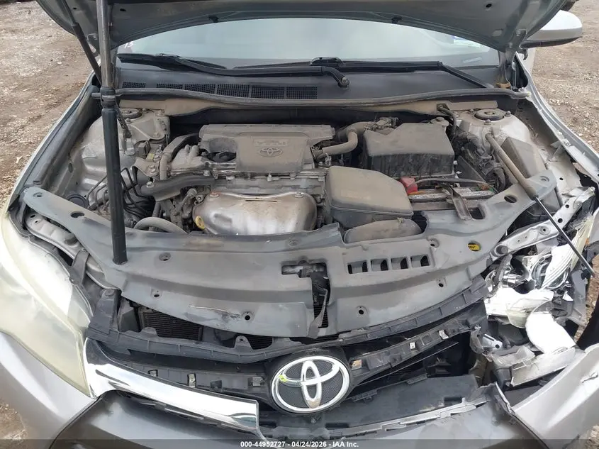 2015 TOYOTA CAMRY LE