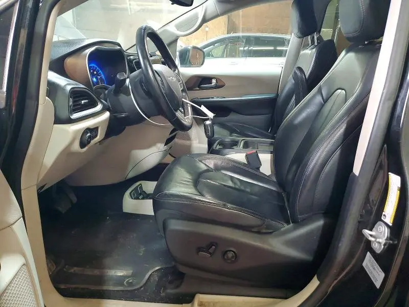 2017 CHRYSLER PACIFICA TOURING L  