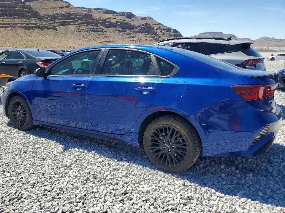 2024 KIA FORTE GT LINE  