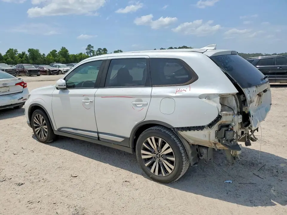 2019 MITSUBISHI OUTLANDER SE  