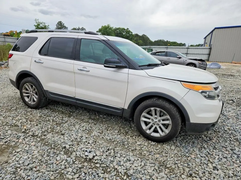 2013 FORD EXPLORER XLT  