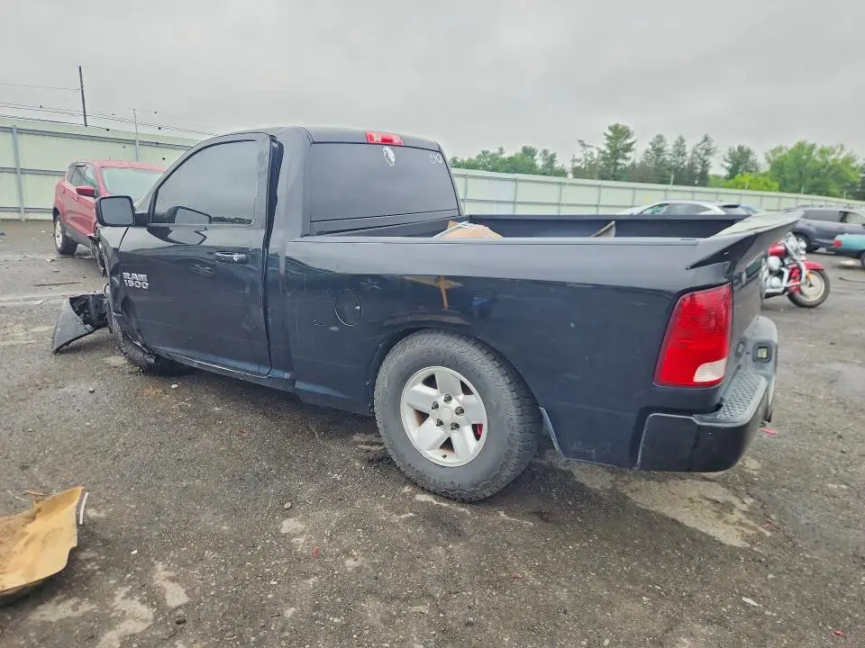 2013 RAM 1500 ST  
