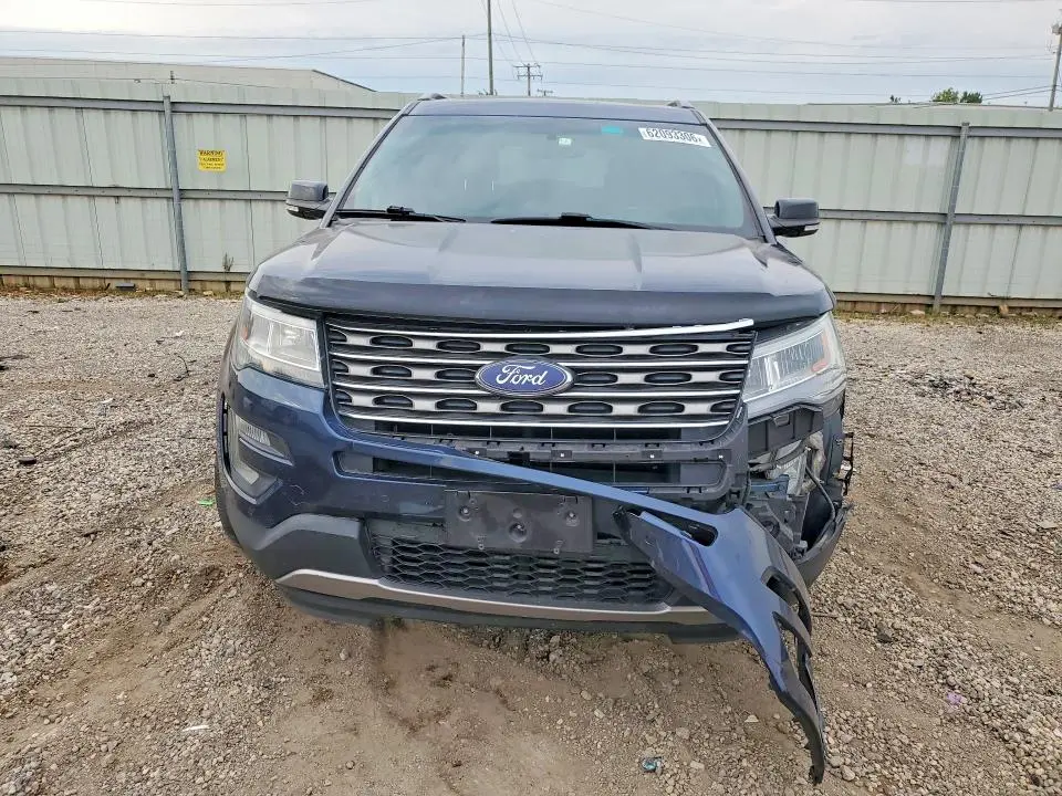 2017 FORD EXPLORER XLT  