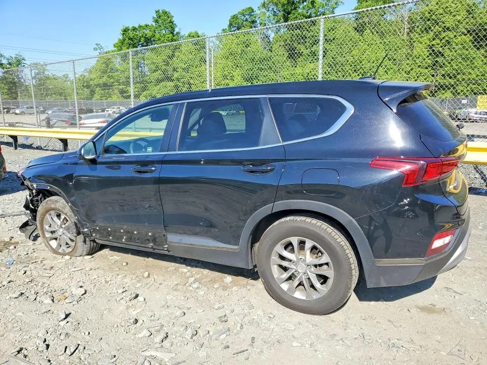 2019 HYUNDAI SANTA FE SE  