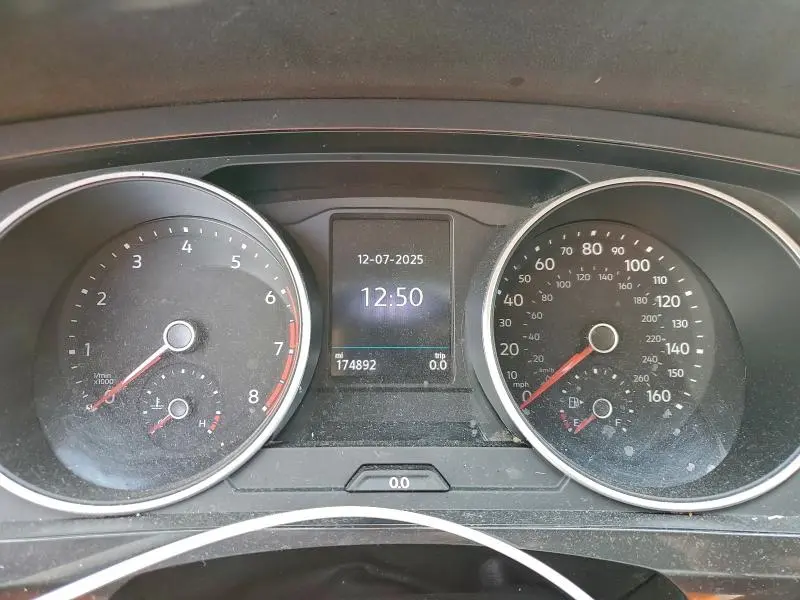 2018 VOLKSWAGEN TIGUAN SE  