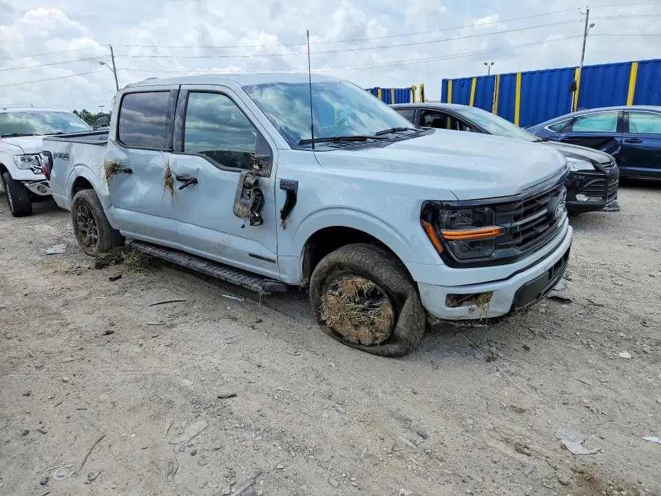 2024 FORD F150 XLT  