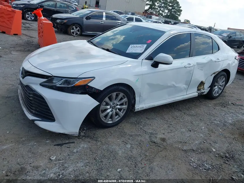 2020 TOYOTA CAMRY LE