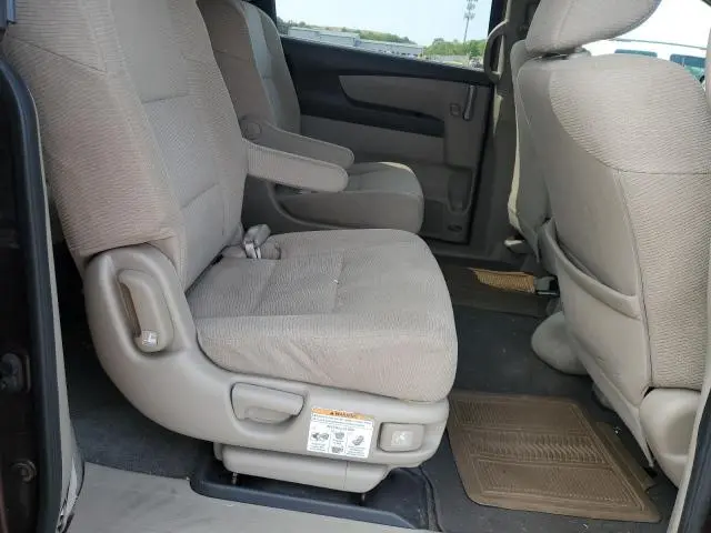 2011 HONDA ODYSSEY LX  
