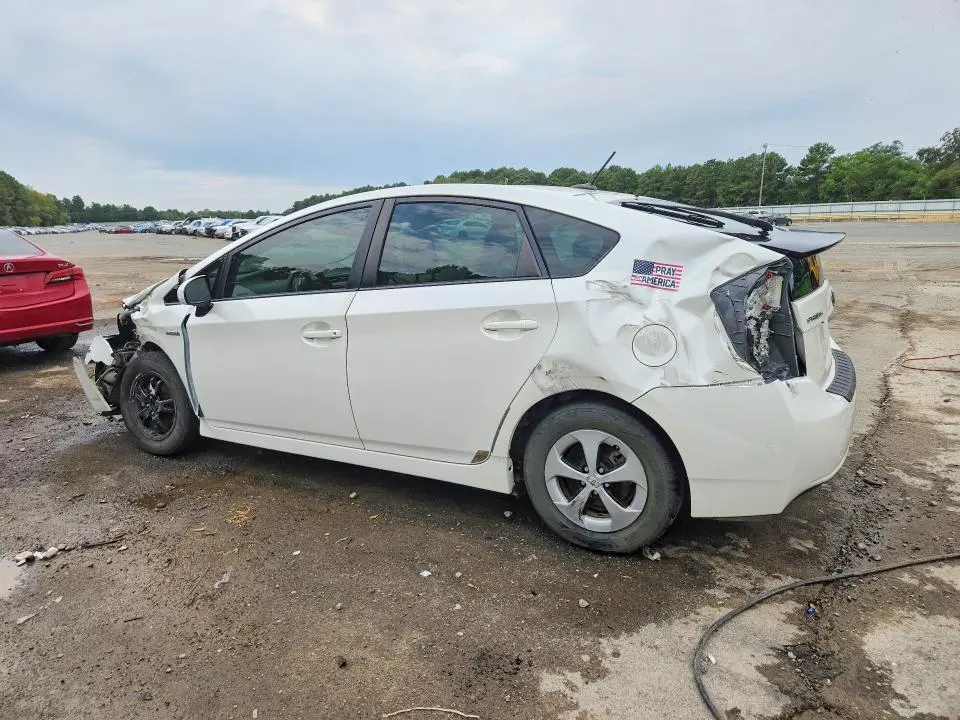 2015 TOYOTA PRIUS FOUR  
