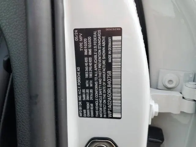 2024 PORSCHE MACAN S