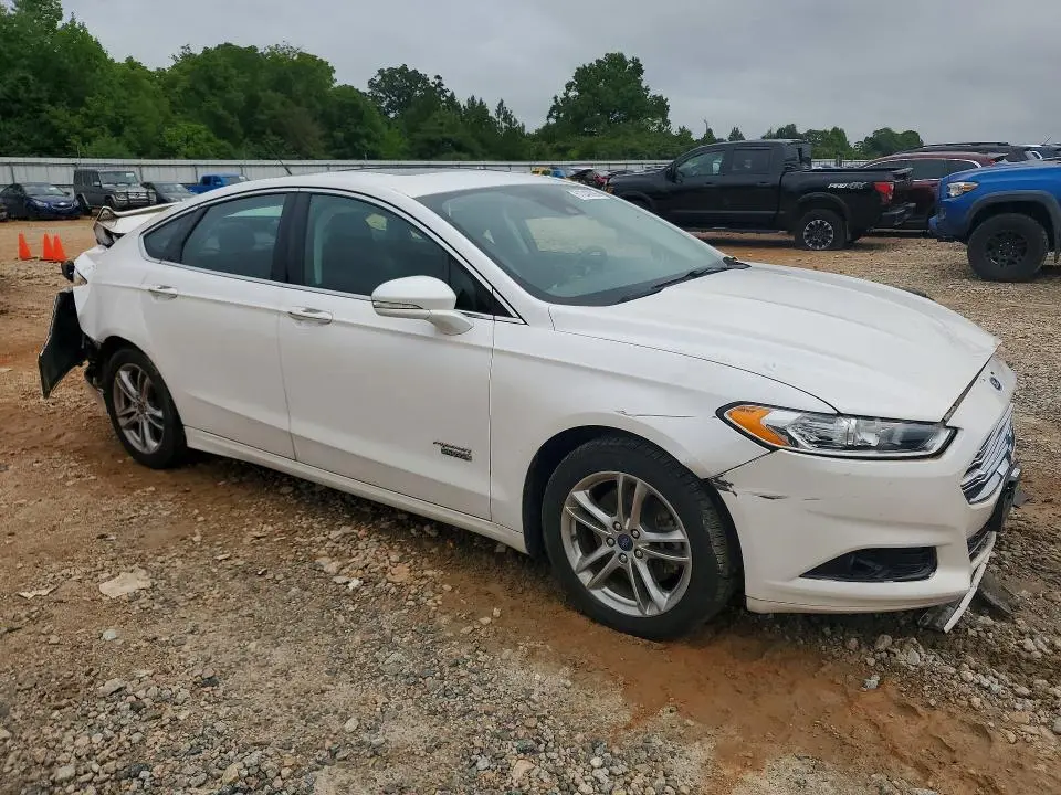 2015 FORD FUSION TITANIUM PHEV  