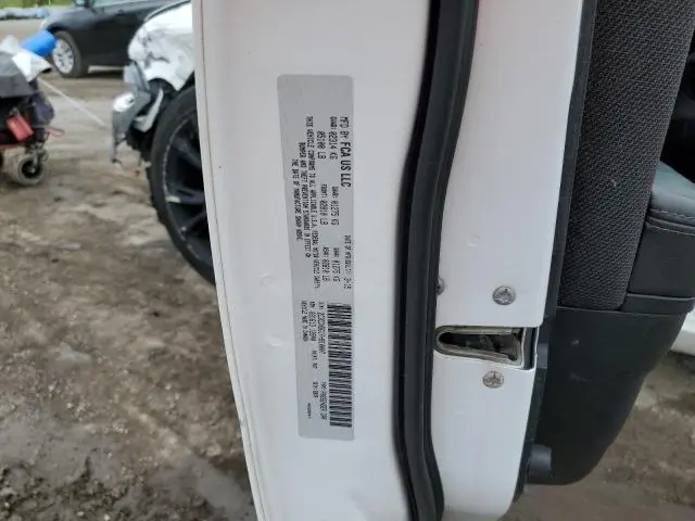 2015 DODGE CHARGER SE
