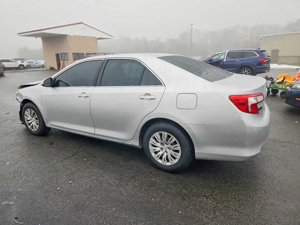 2013 TOYOTA CAMRY LE  