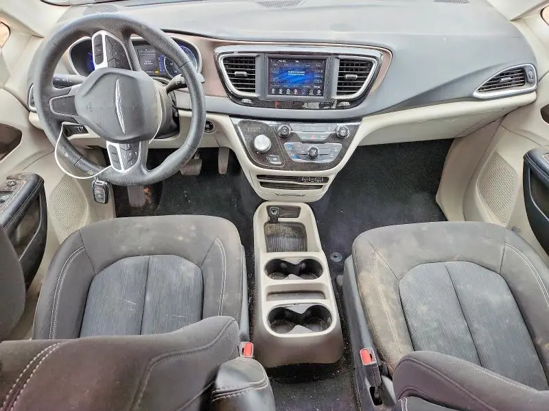 2021 CHRYSLER VOYAGER L  
