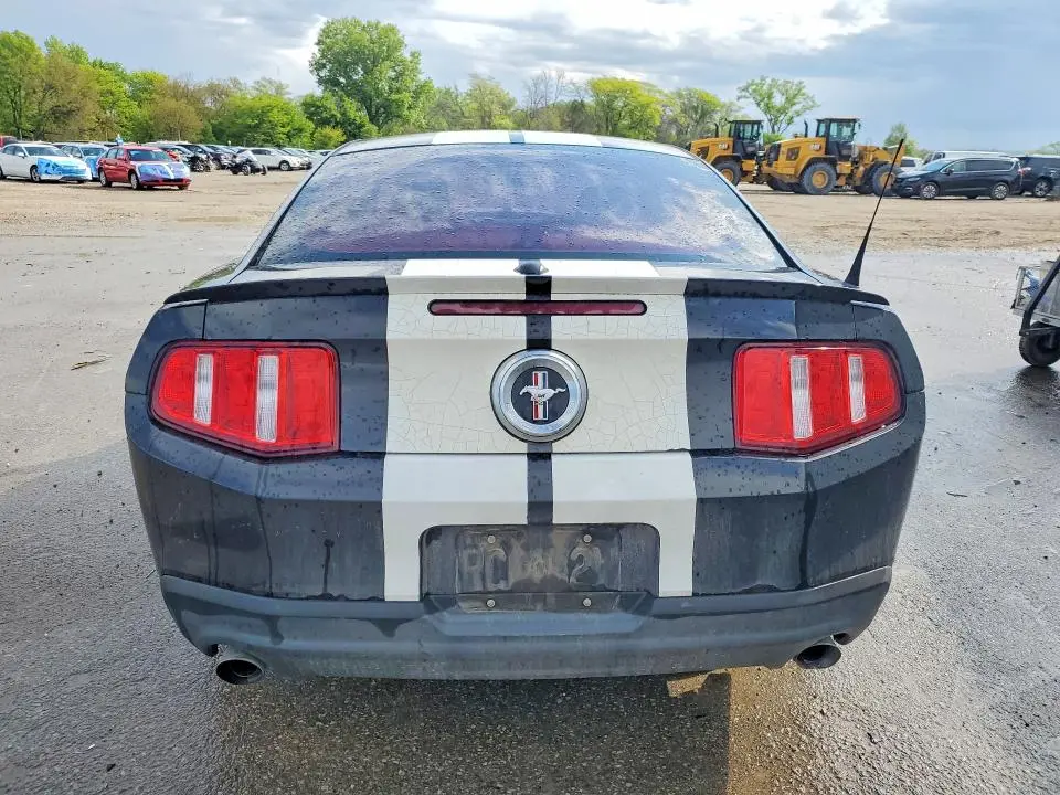 2011 FORD MUSTANG   