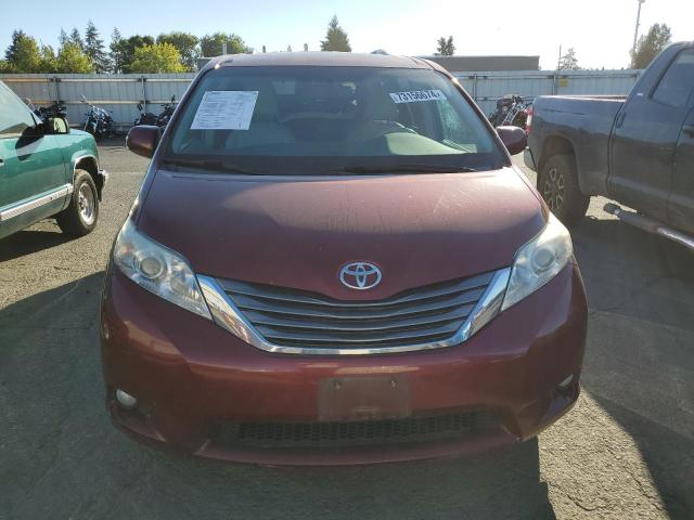 2012 TOYOTA SIENNA XLE