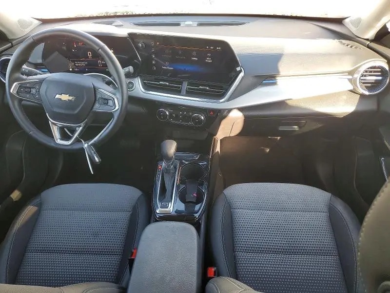 2025 CHEVROLET TRAX 1LT  