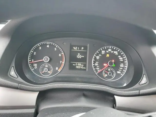 2012 VOLKSWAGEN PASSAT S  