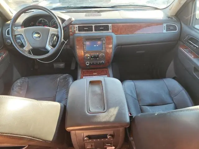 2010 CHEVROLET AVALANCHE LTZ  