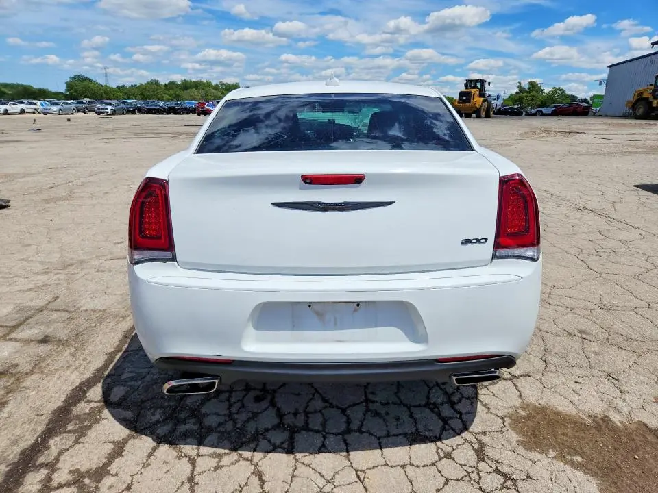 2022 CHRYSLER 300 TOURING  