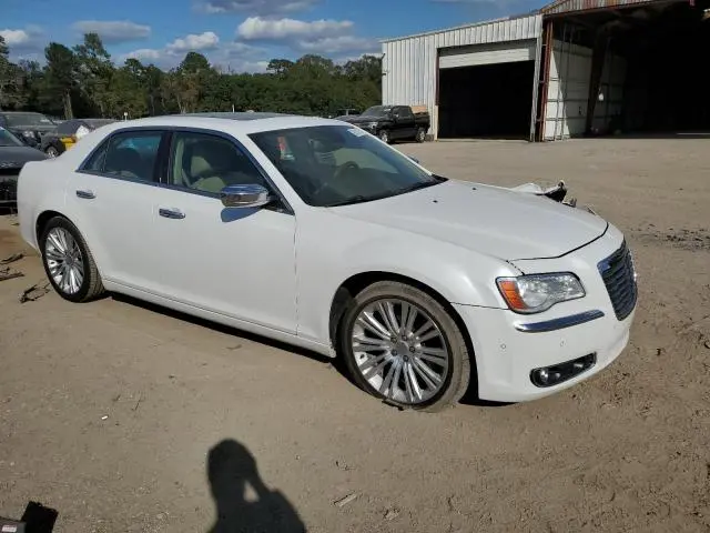 2011 CHRYSLER 300C   