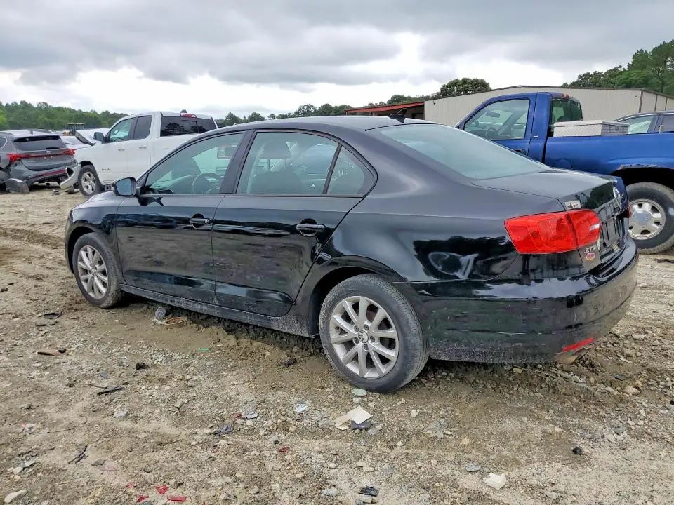 2012 VOLKSWAGEN JETTA SE  