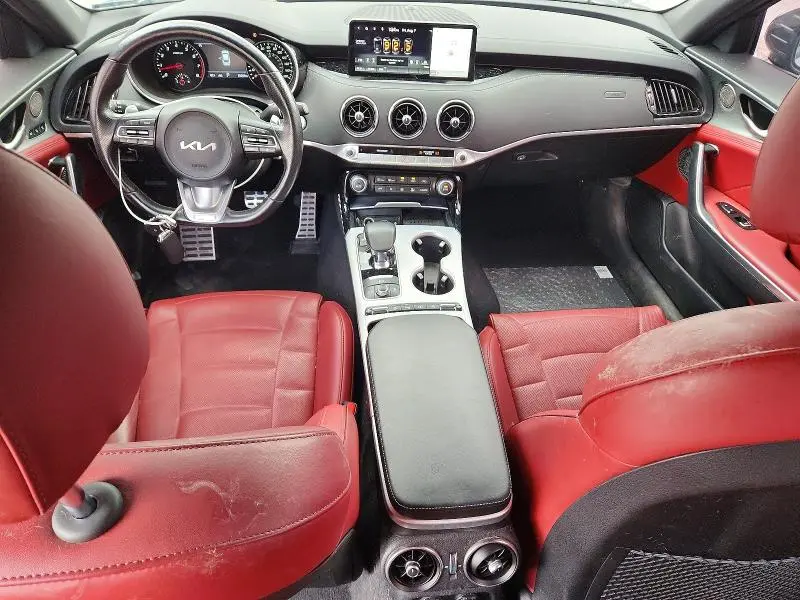 2023 KIA STINGER GT2  
