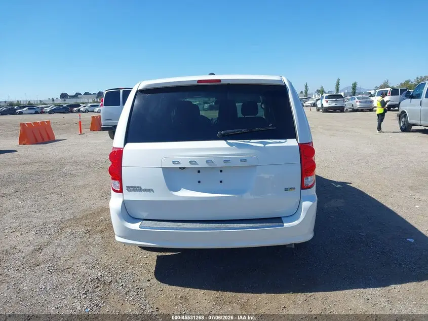 2018 DODGE GRAND CARAVAN SE