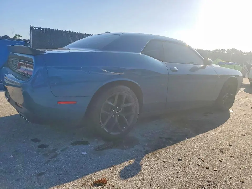 2020 DODGE CHALLENGER SXT  