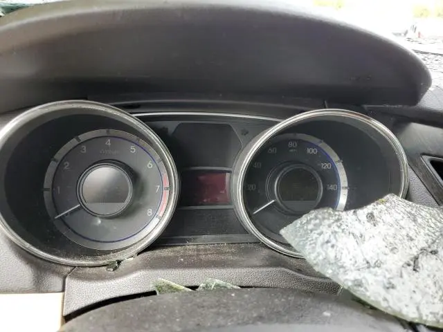 2011 HYUNDAI SONATA SE  