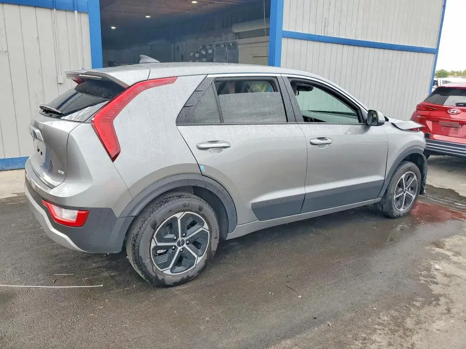2026 KIA NIRO LX  