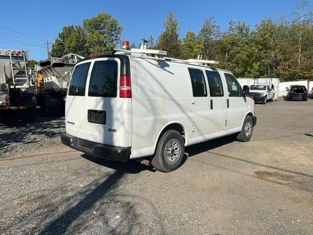 2013 GMC SAVANA G1500  