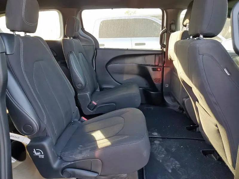 2021 CHRYSLER PACIFICA TOURING  