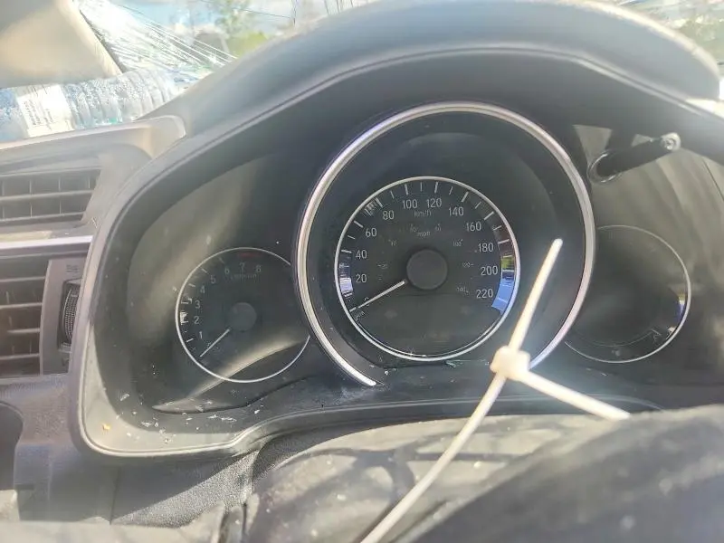 2016 HONDA FIT LX  