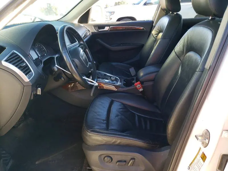 2011 AUDI Q5 PREMIUM PLUS  