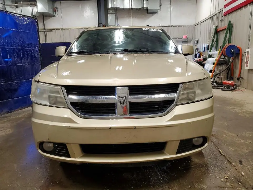 2010 DODGE JOURNEY SXT  