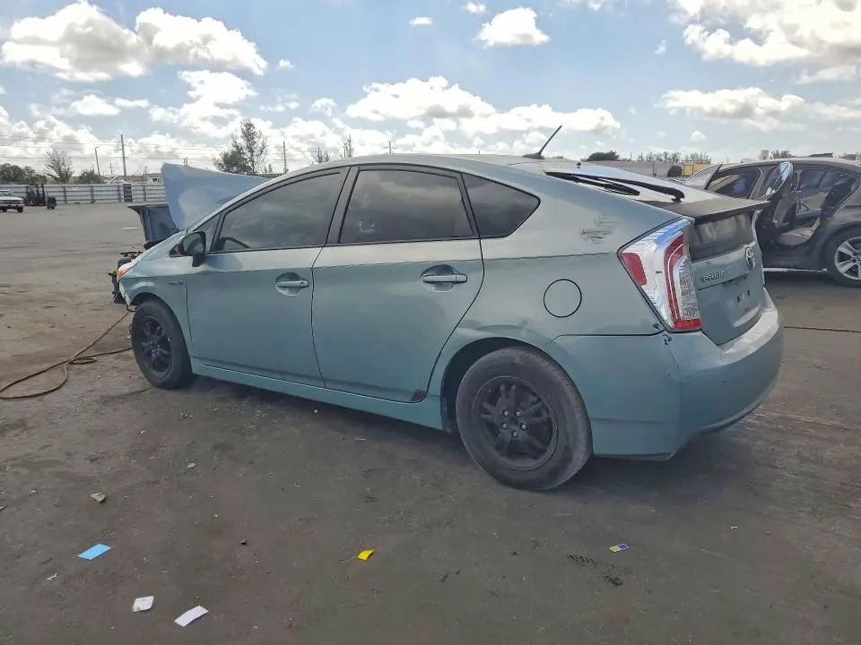 2014 TOYOTA PRIUS FOUR  