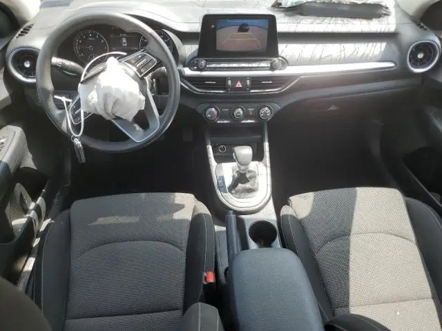 2023 KIA FORTE LX  