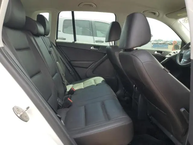 2017 VOLKSWAGEN TIGUAN S  