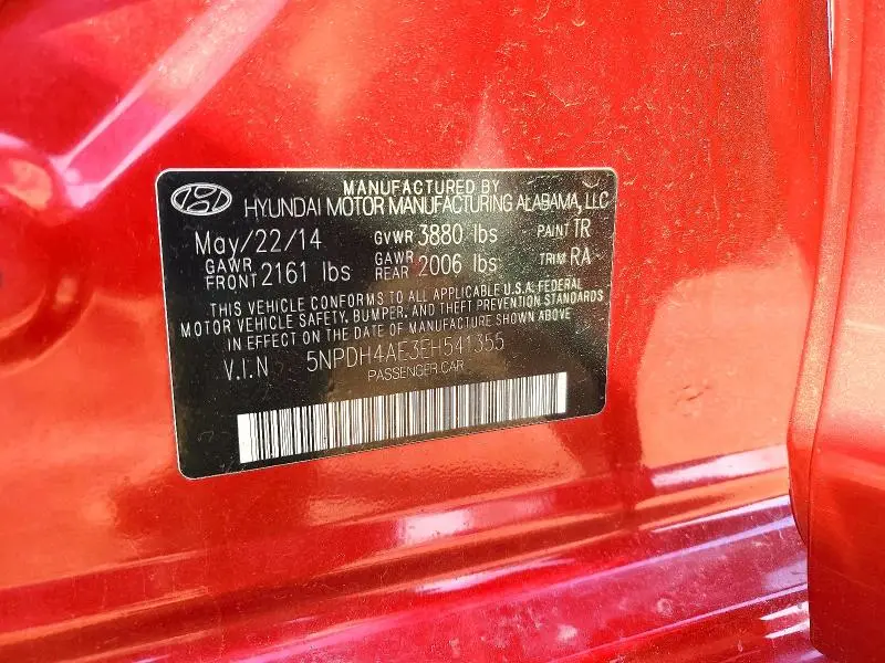 2014 HYUNDAI ELANTRA SE  
