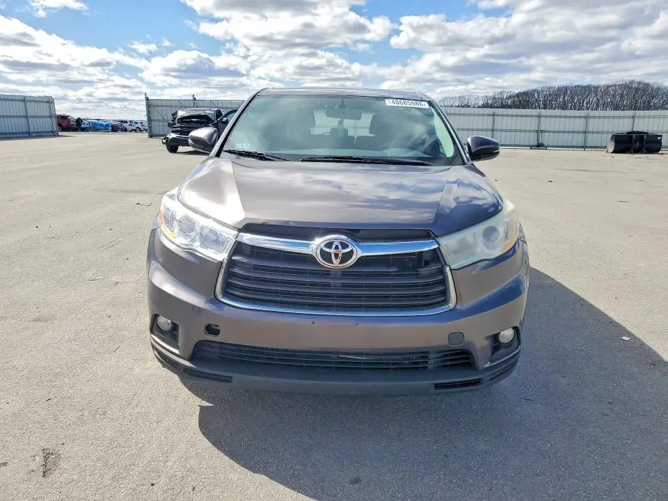 2014 TOYOTA HIGHLANDER LE PLUS  