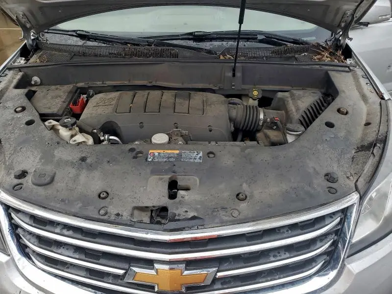 2017 CHEVROLET TRAVERSE LT  
