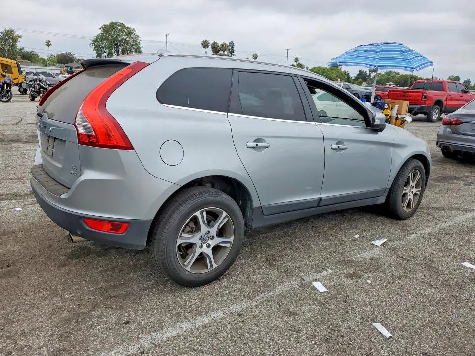 2013 VOLVO XC60 T6  
