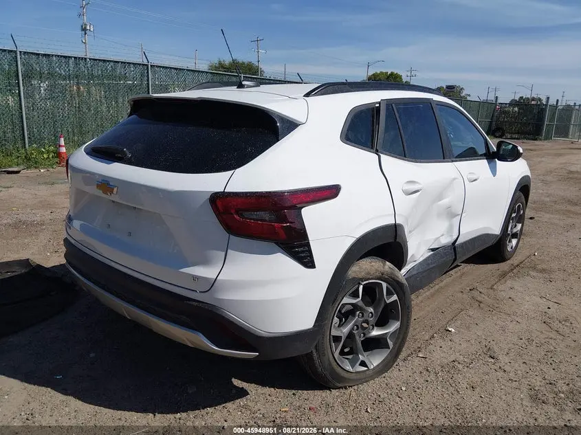 2025 CHEVROLET TRAX FWD LT