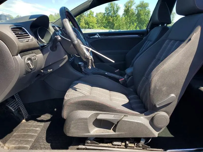 2012 VOLKSWAGEN GTI   
