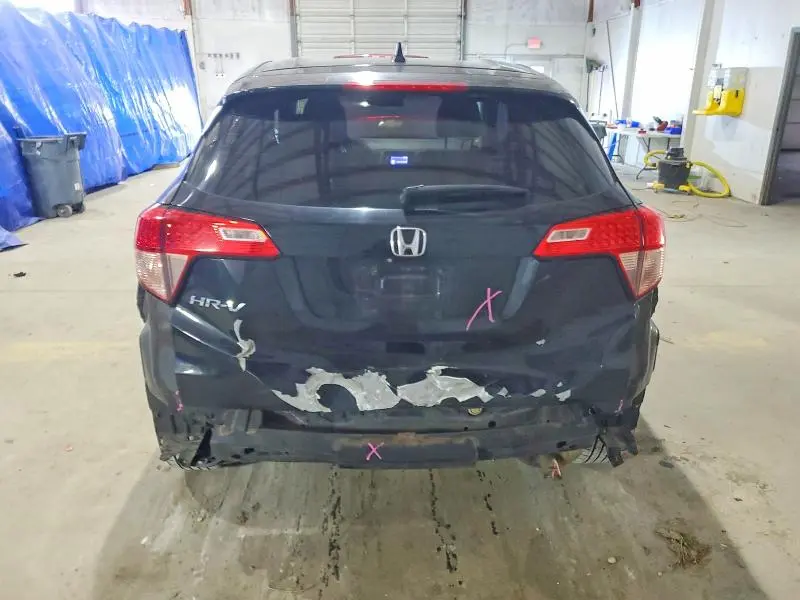 2016 HONDA HR-V LX  